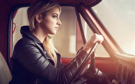 Blonde girl driving car wallpaper | girls | Wallpaper Better