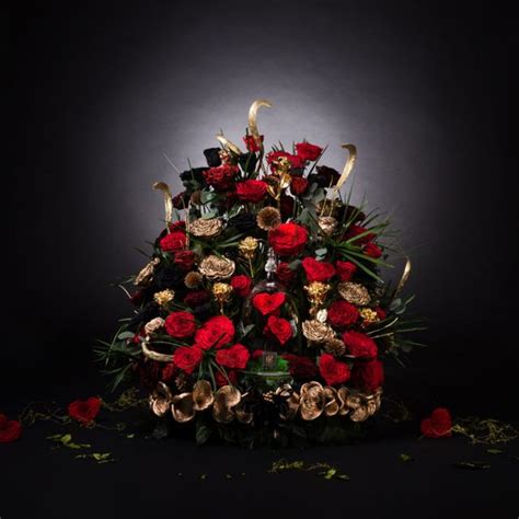 Endura Roses Is Selling A $26,000 Rose Bouquet For Valentine's Day