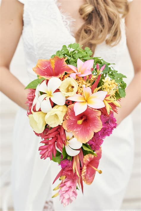 Hawaiian Wedding Flowers at Wedding