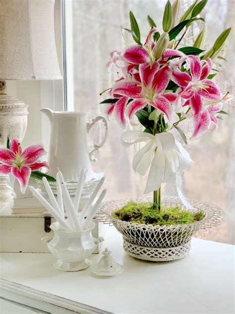 How to Design a Lily Flower Arrangement like a Pro - Celebrated Nest