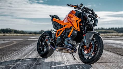 2024 KTM 1390 Super Duke R breaks cover — All you need to know - Bike ...