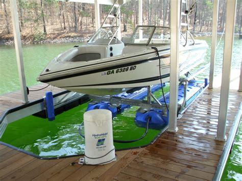 Boat Lifts – HydroHoist Alabama