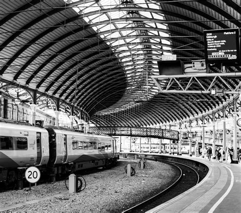 Newcastle Station by spectacledfruitbat on DeviantArt