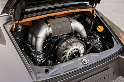 The air cooled, Flat Six cylinder engine of a Porsche 911 rebuilt by Singer Design [2700x1797 ...