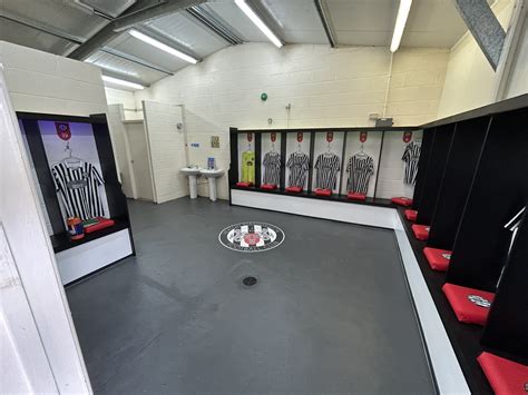 Heaton Stannington FC on Twitter: "CHANGING ROOM REFURB Further investment in our facilities ...