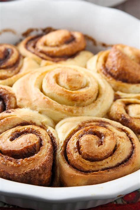 Bread Machine Cinnamon Rolls: Simple Step by Step Instructions | Woman ...