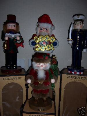 7 NUTCRACKERS by Nutcracker Village!! | #19927936