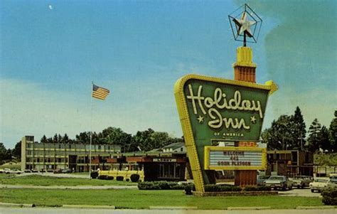 Holiday Inn: The Great Sign 6 | Valparaiso indiana, Holiday inn, Valparaiso