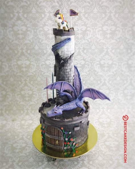 50 Dragon Cake Design (Cake Idea) - October 2019 | Dragon birthday cakes, Cool cake designs, Cake