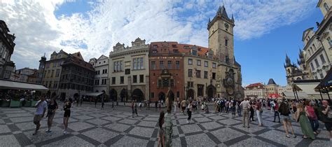 The Oldest Functioning Astronomical Clock l Prague