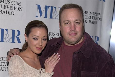 King of Queens Reunion -- Leah Remini, Kevin James Reunite for Kevin Can Wait Season Finale - TV ...