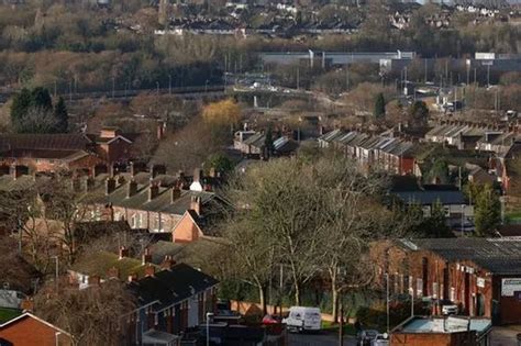 3.3 magnitude earthquake hits West Midlands as tremors felt by hundreds ...