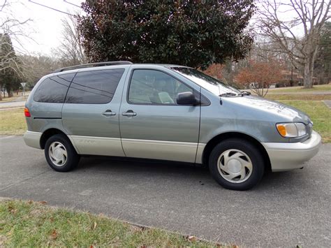 2000 Toyota Sienna - Pictures - CarGurus