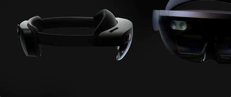 The difference between Microsoft HoloLens vs HoloLens 2