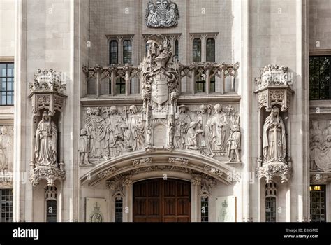 Entrance to the Supreme Court building in London once the Middlesex ...