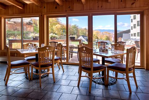 Best Restaurants in Lincoln, NH | Mountain Club at Loon