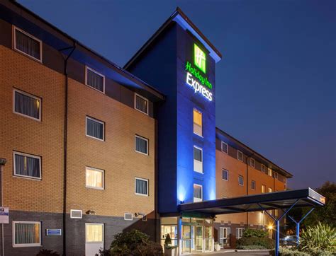 Holiday Inn Express Birmingham, Star City | Kew Green Hotels