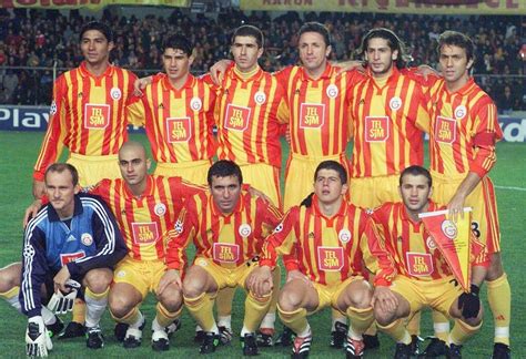 2001-2002. (15.)Şampiyonluk ve 3.Yıldız Galatasaray Avrupa Kupasından sonra 2001-2002 Sezonunda ...