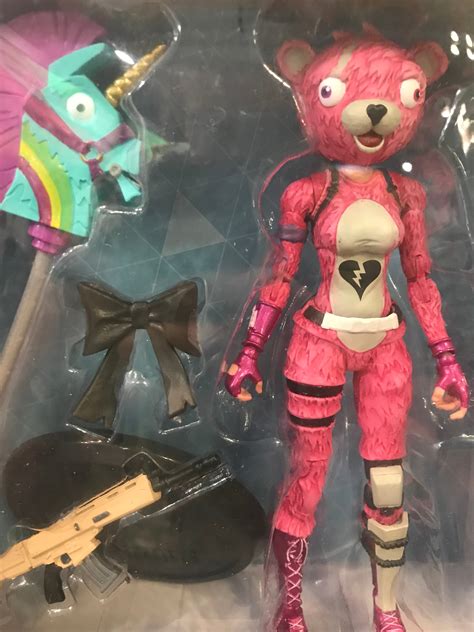 Slideshow: Fortnite McFarlane Action Figures Reveal NYCC 2018