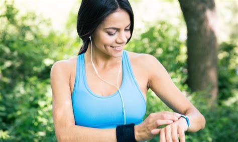 9 key features to look for when you buy a fitness tracker | Smart Tips