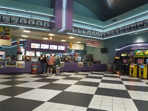 Movie Theater «Regal Cinemas Eagle Ridge Mall 12», reviews and photos, 955 Eagle Ridge Mall ...