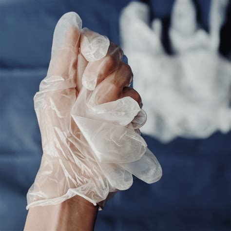 What are Vinyl Gloves? How are they made?