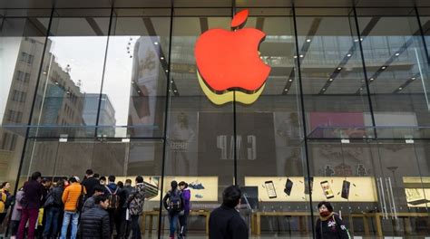 Work continues on Wuhan Apple Store for September opening