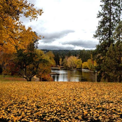 Bend, OR : Drake Park, Bend, Oregon Fall Beauty photo, picture, image (Oregon) at city-data.com