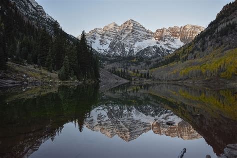 Sunrise at Maroon Lake in Aspen Colorado last week - Photorator