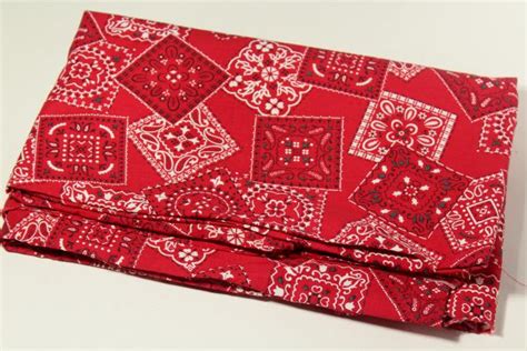 rockabilly vintage red cotton bandana print fabric 36 wide sewing material