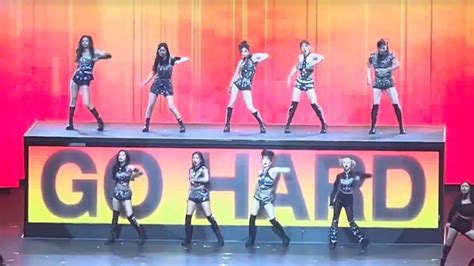 TWICE - Go Hard | “Ready To Be” 5th World Tour (Toronto) 230703 | FanCam - YouTube