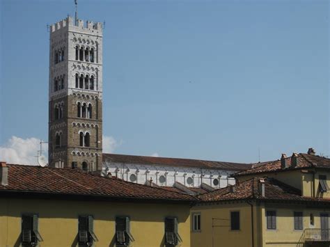 Lucca - Cathedral (1) | Tuscany | Pictures | Italy in Global-Geography