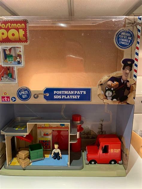 Postman Pat SDS playset & Postman Pat Figure Convertible Van ...