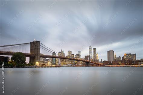 Manhattan skyline at sunset wall mural wallpaper | Muraledesign.com