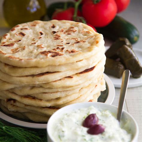 GREEK PITA BREAD RECIPE - easy and tasty! - philosokitchen