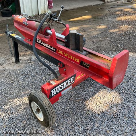 Huskee LS401221TS log splitter in Ardmore, OK | Item MR9384 sold | Purple Wave