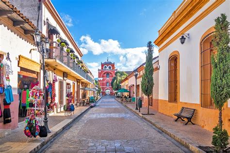 11 Best Small Towns in Mexico for Tourists | PlanetWare