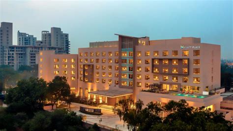 Romantic Stay with Candlelight Dinner At Hyatt Place Gurugram