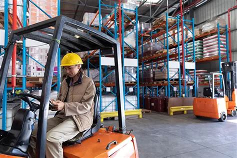 Reach Trucks and Reach Forklifts: The Ultimate Guide