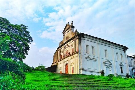 20 Stunning Churches In Goa | TravelTriangle