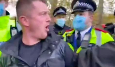 BREAKING: Tommy Robinson ARRESTED, police cite 'coronavirus regulations ...