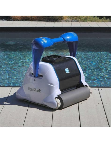 HAYWARD TigerShark QC Robotic Pool Cleaner with Quick Clean ...