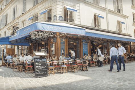 Best Cafes near the Louvre Museum - Discover Walks Blog