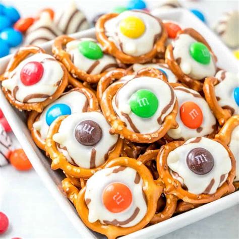 White Chocolate M&M Pretzel Bites - The Country Cook