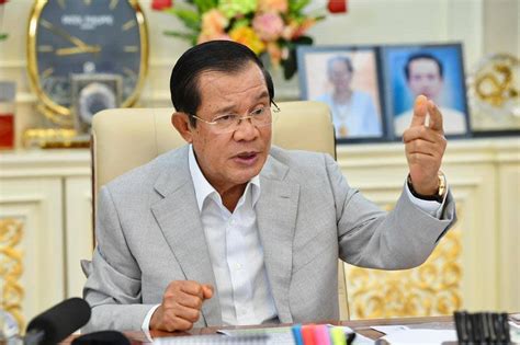 Hun Sen reverses course, will accept Chinese vaccine | CamboJA News