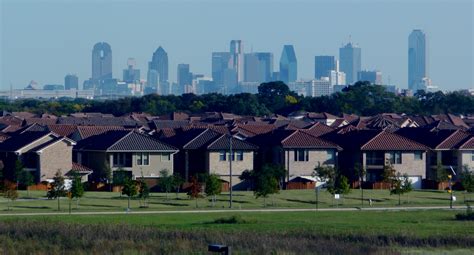 File:Dallas skyline and suburbs.jpg - Wikipedia