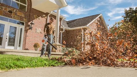 Leaf Blower Safety Tips | Leaf Blower Safety | STIHL USA