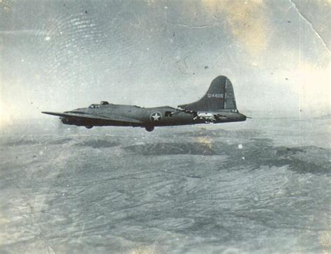 B-17 - Life of a B-17 Bomber Crew