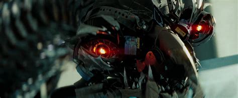 Transformers: Dark of the Moon (2011)