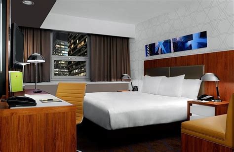 DoubleTree by Hilton: Metropolitan | New York City | New York by Rail